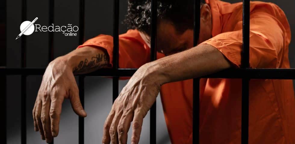 preso dentro da prisão