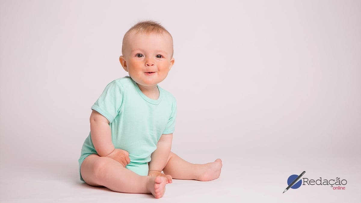 A influência da imagem e do comportamento materno na formação da identidade da criança