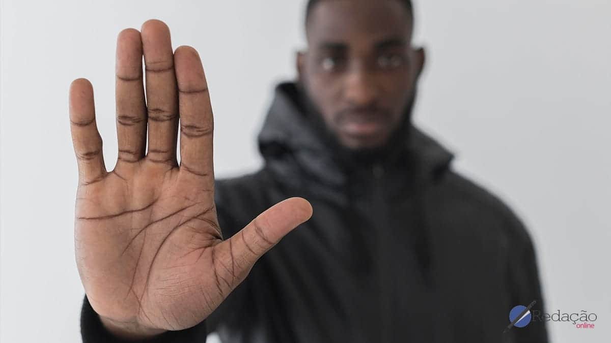 O papel das instituições esportivas nas medidas para combater a impunidade das manifestações racistas no futebol