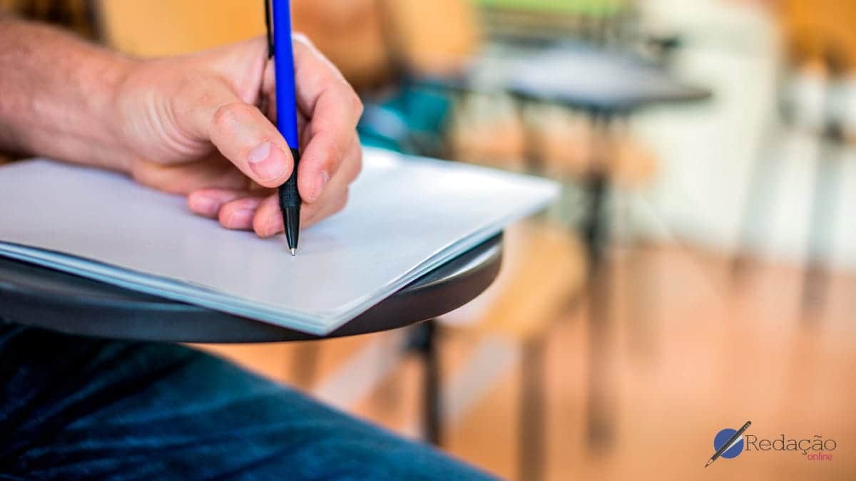 Redação e atualidades: como se manter bem informado para o Enem 2023