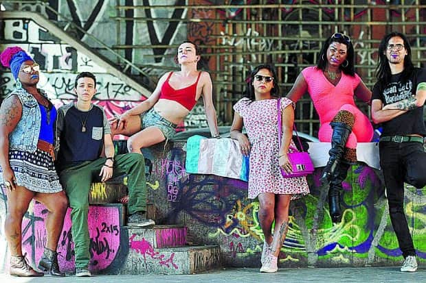 Tema: A inclusão de transgêneros no meio acadêmico