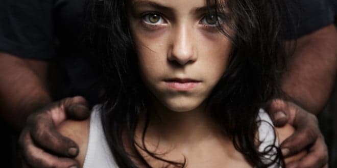 Tema de Redação: Como combater a pedofilia no Brasil?